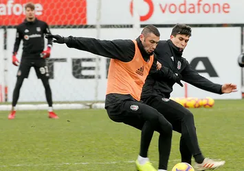 Burak Yılmaz ilk 11’de