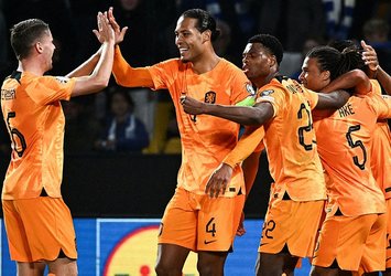 Van Dijk Hollanda'yı ipten aldı!