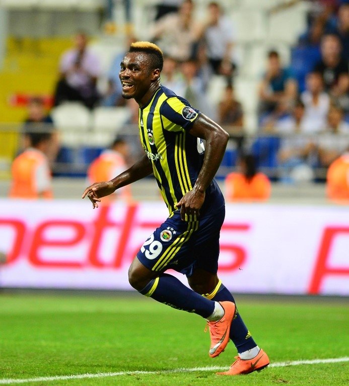 Emenike, Ukrayna’ya gidiyor