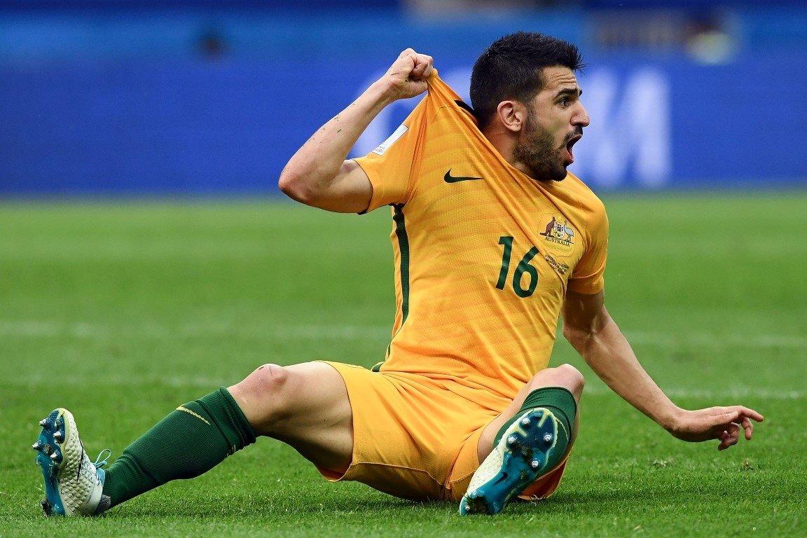 Fenerbahçe’den Aziz Behich’e kanca