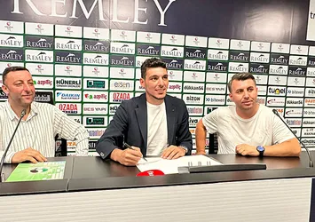 Salih Dursun Sakaryaspor'da