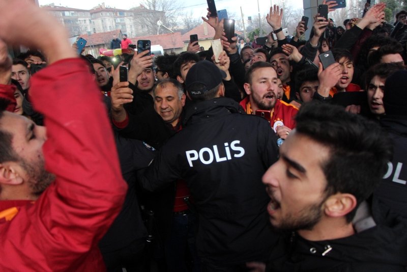Bolu’da Galatasaray izdihamı yaşandı