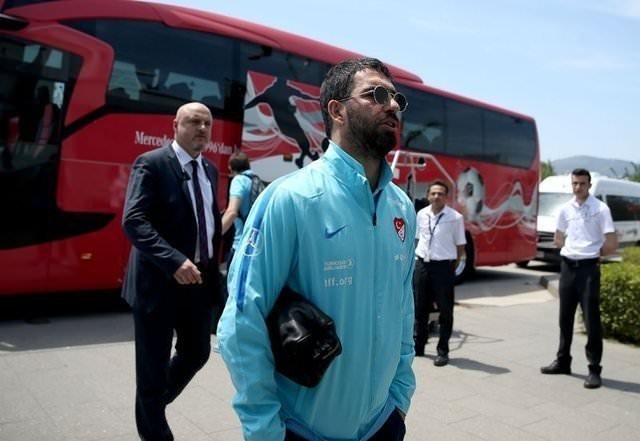 Rüştü Reçber’den Arda Turan’a destek