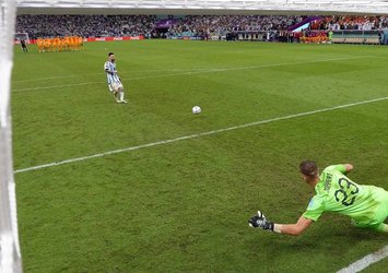 FIFA'dan tarihi penaltı kararı!