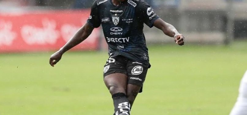 Fenerbahçe'ye 19'luk orta saha! Transferde Enner Valencia detayı