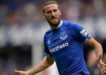 Cenk Tosun'a resmi teklif!