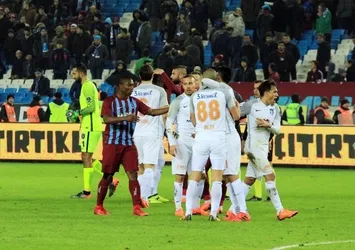 Başakşehir, Trabzonspor'u tek golle geçti