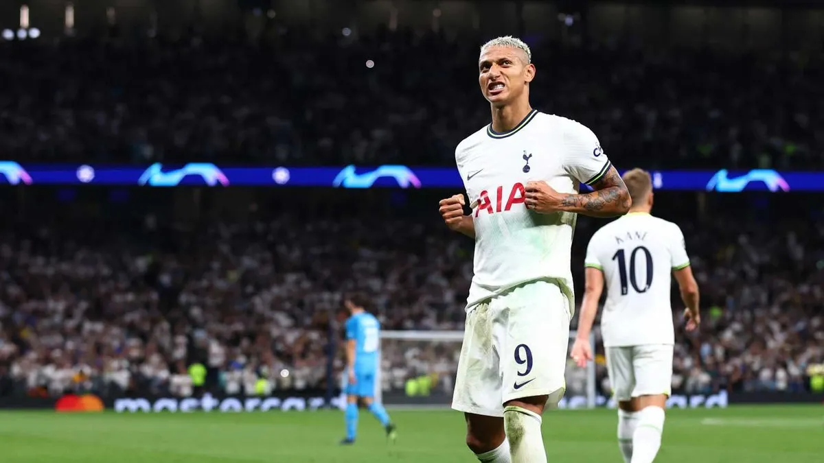 Fenerbahçe Reportedly Eyeing Tottenham's Richarlison
