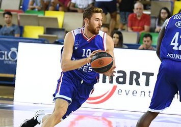 Efes Onuralp Bitim ile yollarını ayırdı