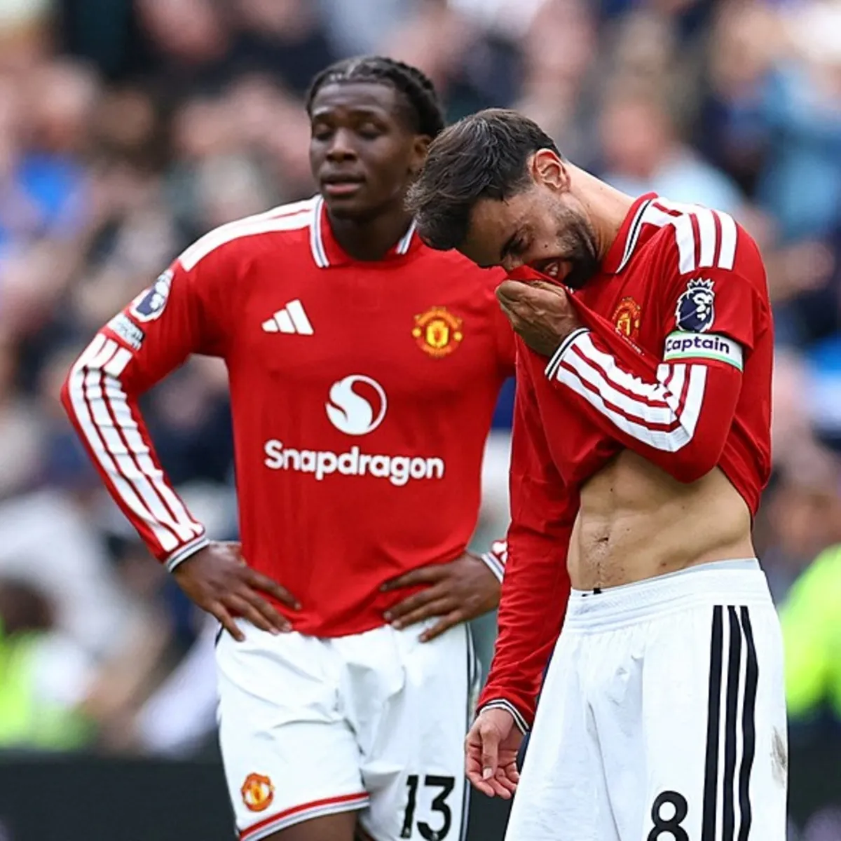 Manchester United, Everton deplasmanında son anda puan bıraktı