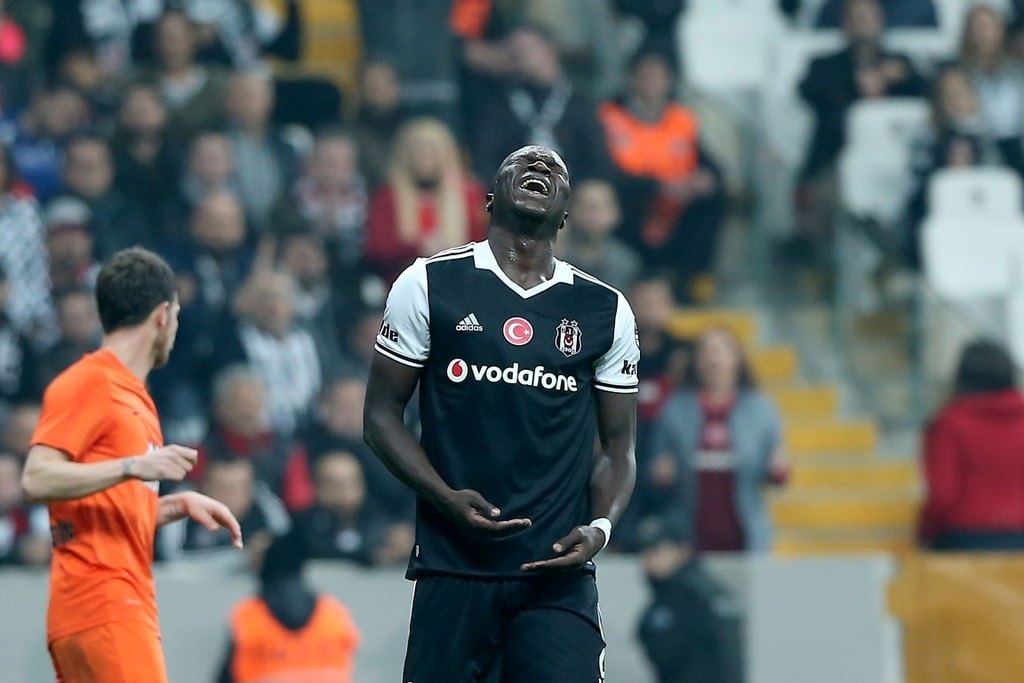 Beşiktaş-Medipol Başakşehir karşılaşmasından kareler