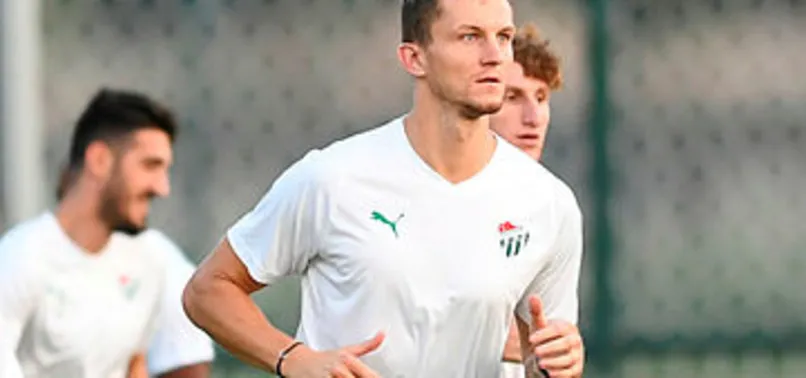 Bursaspor'da Tomas Necid ile yollar ayrıldı