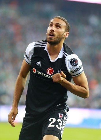 Cenk Tosun kararını verdi! İngiltere’ye transfer olacak mı?