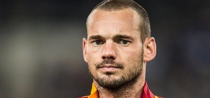 Cimbom'a eski yıldızı Sneijder’den mesaj var