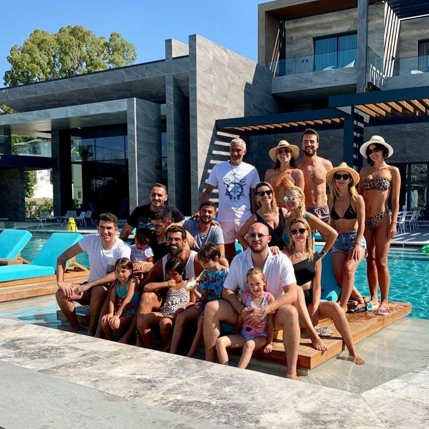 Futbolcuların tatil paylaşımları