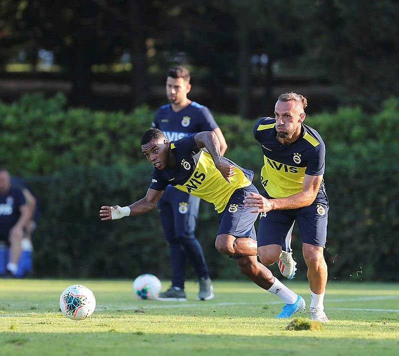 Fenerbahçe’ye dev golcü!