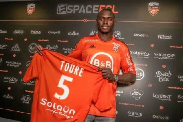 Trabzonspor Başkanı Ahmet Ağaoğlu Zargo Toure transferini açıkladı - 4