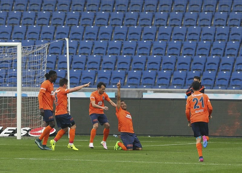 Medipol Başakşehir maçlara çıkmayacak