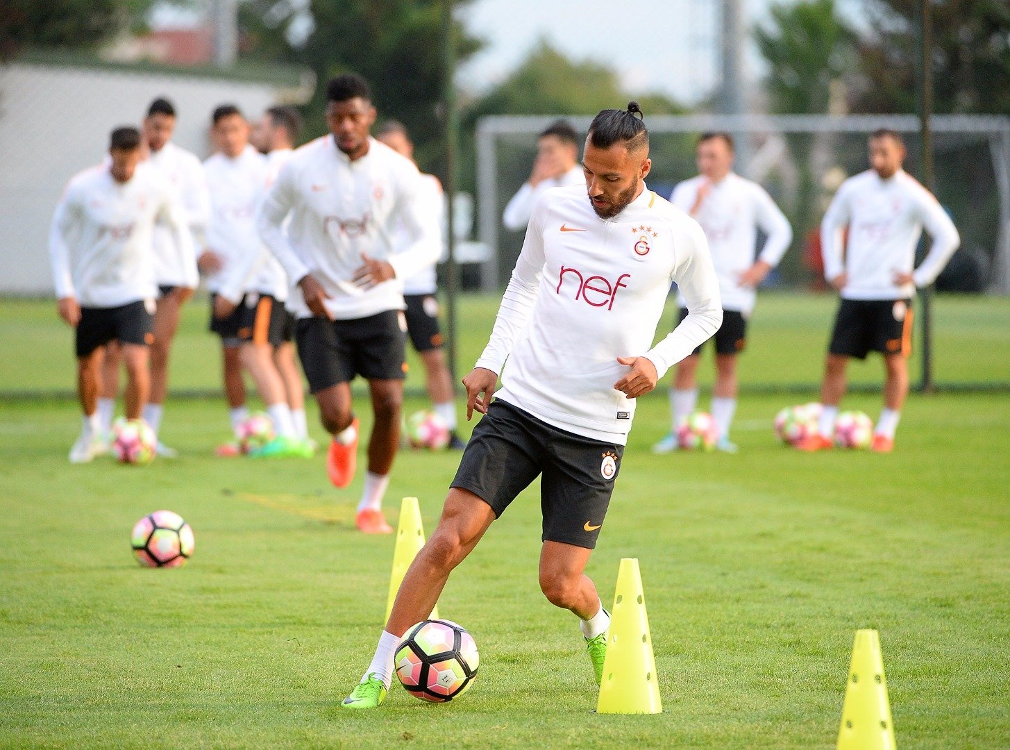 Florya’da sürpriz isimler