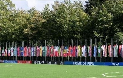 Endonezya’daki stadyum felaketi sonrası FIFA’da bayraklar yarıya indi!