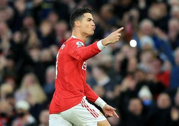 Ronaldo rekorlara doymuyor!