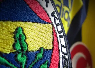 Fenerbahçe yeni stoperini buldu! Büyük sürpriz...