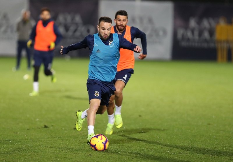 Fenerbahçe’de Ersun Yanal ateşi yaktı!