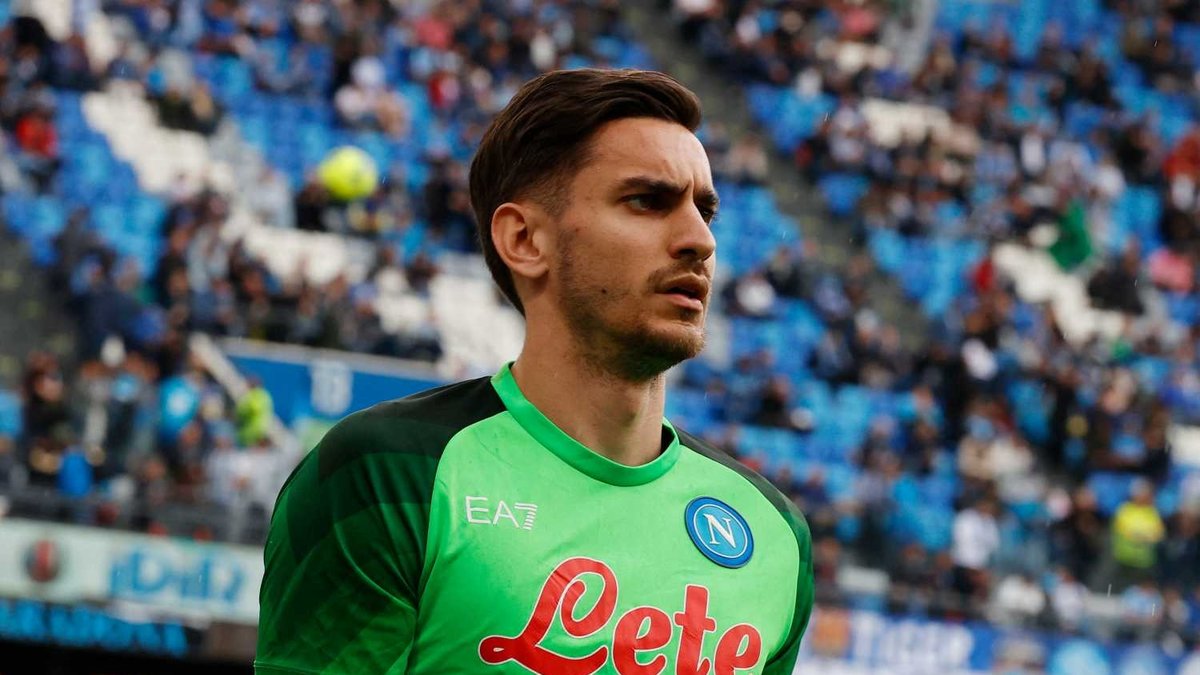 Fenerbahçe ve Galatasaray arasında dev transfer kapışması! Bu ismi hiç kimse duymamıştı Fenerbahçe ve Galatasaray arasında dev transfer kapışması! Bu ismi hiç kimse duymamıştı