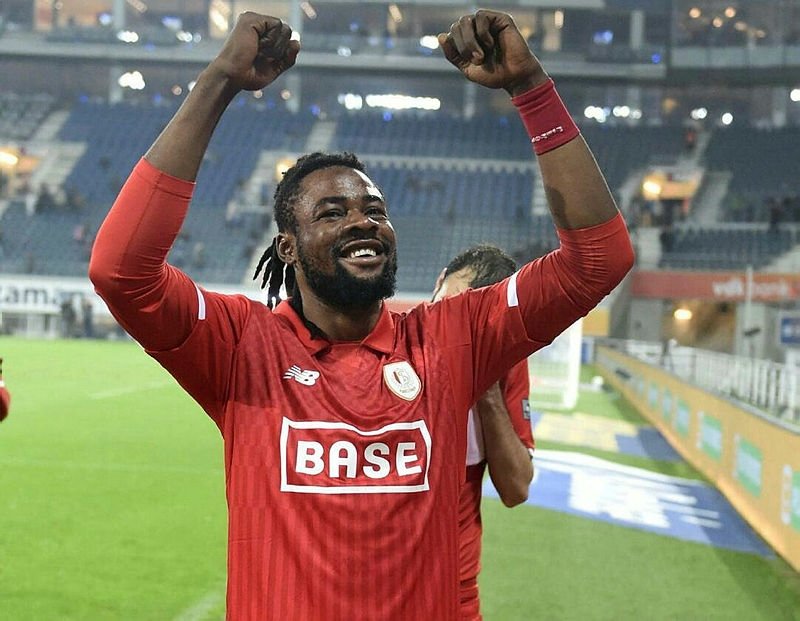 Galatasaray’a dev stoper