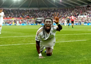 Bafetimbi Gomis'ten transfer açıklaması