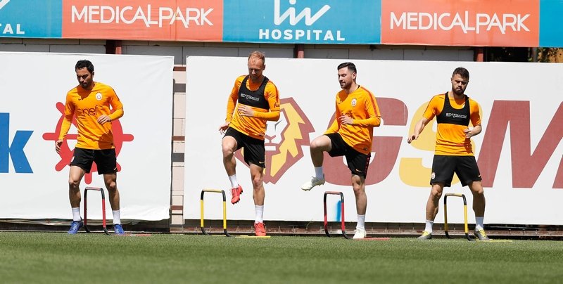 Fatih Terim’in hedefi 5 günde 2 kupa