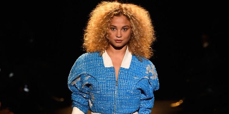 Van der Wiel’in sevgilisi Rose Bertram’dan ortalığı karıştıran tweet!