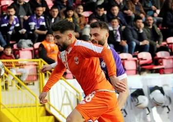 Adana 3'lük attı
