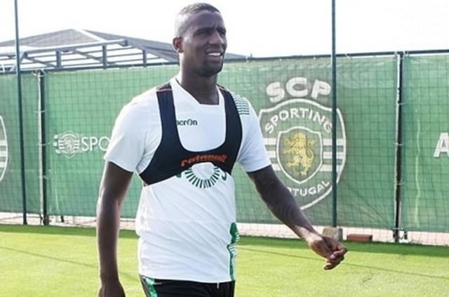 4 büyüklerden giden futbolcular ne yaptı?