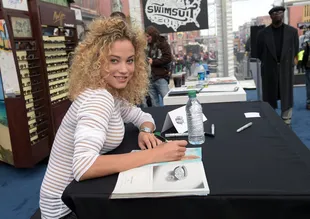 Rose Bertram yenge 'Türkçe'yi baya sevdi!