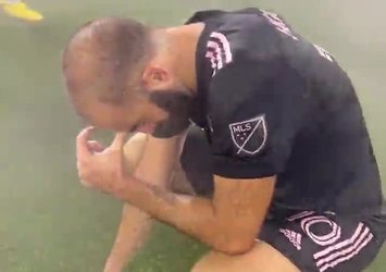 Gonzalo Higuain futbol kariyerini noktaladı