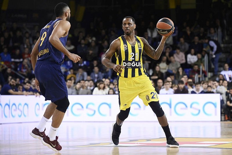 Fenerbahçe James Nunnally ile yollarını ayırdı