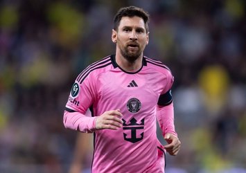 Al-Ahli Lionel Messi'nin peşinde