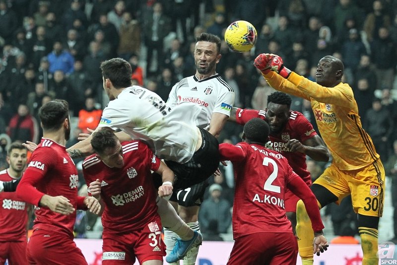 Usta yorumcudan Fatih Terim’e flaş sözler! ’’Başkan ne diyorsa o’dur’’