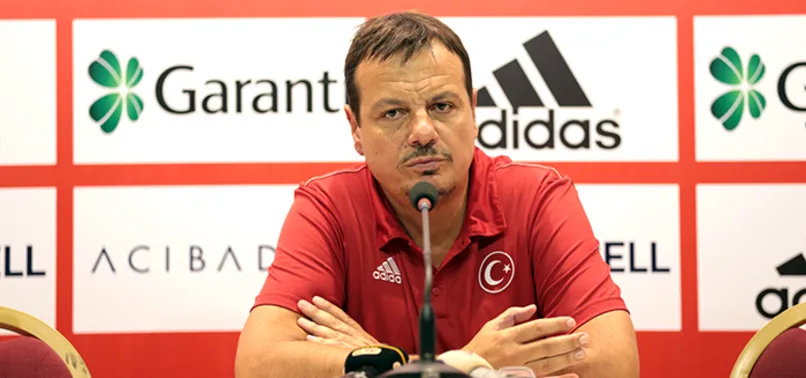 "Terbiyesizler o formayı giyemez"