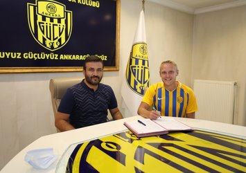 Ankaragücü Lukasik'in bonservisini aldı!