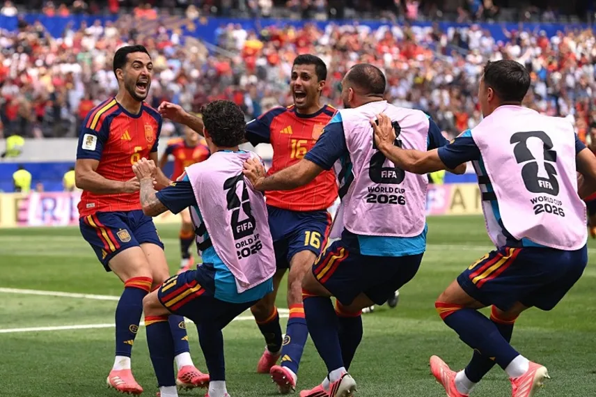 İspanya son nefeste yarı finalde!