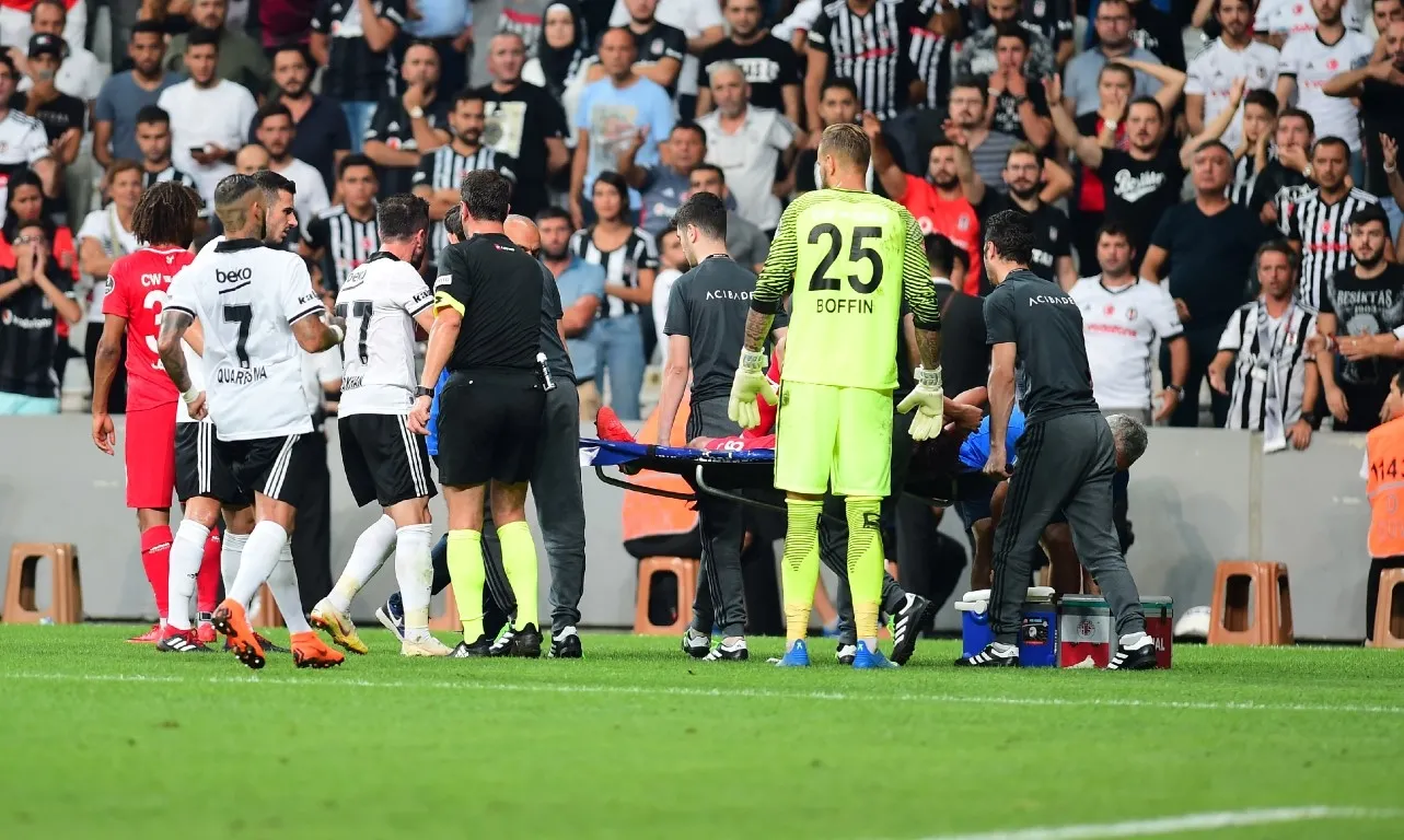 Gökhan Gönül’den sağlıkçılara tepki - 2
