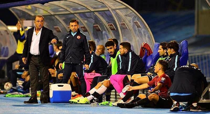 Kendine gel Emre! Yaptığın saygısızlık!