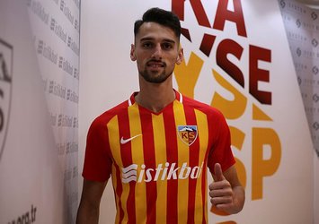 Beşiktaş Alpay Çelebi'yi Kayserispor'a kiraladı