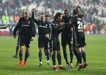 Beşiktaş Antalyaspor'a patladı!