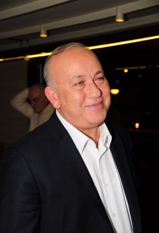 Cüneyt Çakır’a FETÖ şoku!