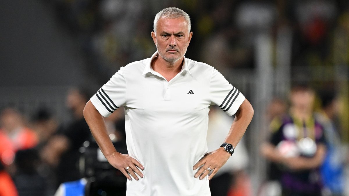 Jose Mourinho: 5-6 gol atabilirdik! Jose Mourinho: 5-6 gol atabilirdik!