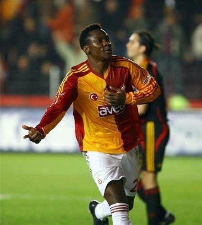 F.Bahçe’de hedef Ekambi