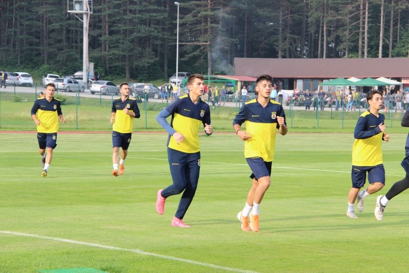 Max Kruse göz doldurdu
